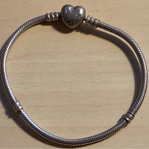 Pandora Moments Heart Clasp Snake Chain Bracelet